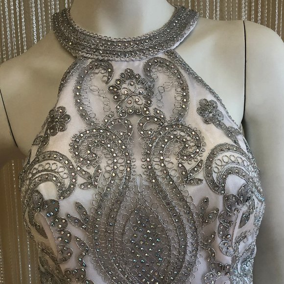 SHORT WHITE HALTER NECK RACERBACK DRESS - Picture 5 of 7